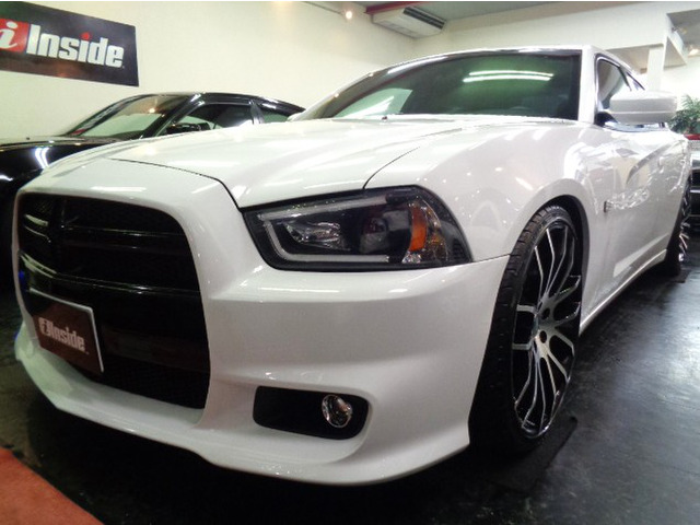 チャージャー SXT 3.6V6VVTエンジンLEDライト