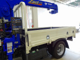 荷台内寸:246&times;161&times;37 三方開 床鉄板張り 左右セイコーラック ロープ穴3対 タダノ3段 2.5t吊りクレーン付
