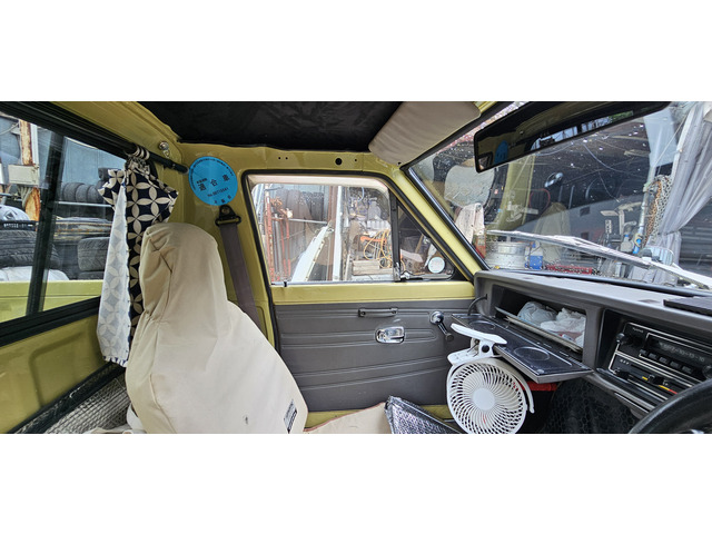 1992 Nissan Sunny Truck 1.2 Long Deluxe photo 5