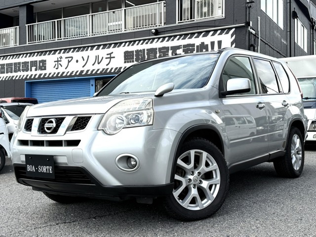 エクストレイル 2.0 20GT ディーゼル 4WD ターボ 6速MT ナビTV バックカメラ
