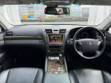 LS  600h バージョンS 4WD ・禁煙車・19インチAW・黒革シート
