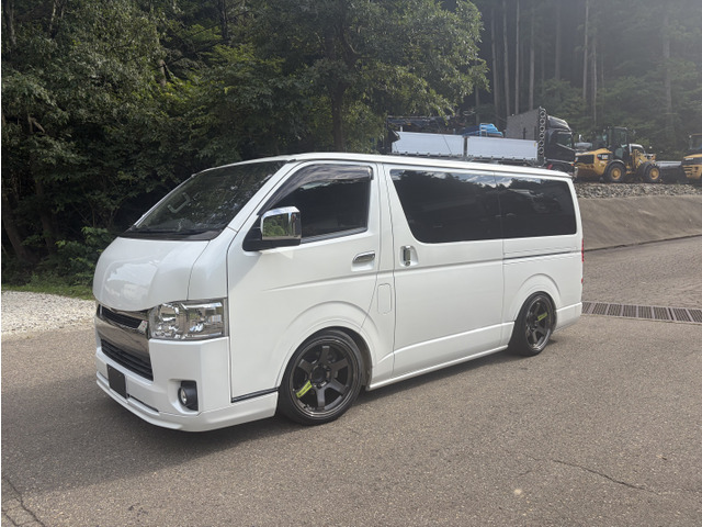 ハイエースバン 3.0 スーパーGL ダークプライム ロング ディーゼル キャンピング登録...