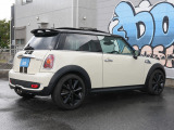 ご遠方の方でも、車両下取りの概算をお出しできます。車検証をお手元に、走行距離をご確認の上お問い合わせください。