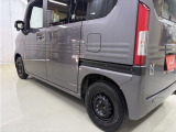 【ガラス張りの品質】 当社の展示車両にはAIS鑑定書とオートオークション会場の査定表を積み込んでいます。プライスボードの金額は諸経費込みのお支払い総額。品質も価格も百聞は一見に如かず。一目瞭然です。