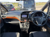 ヴォクシー 2.0 ZS 煌 4WD 純正ナビ 両側電動スライド 後席モニター