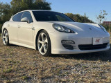 パナメーラ 4S PDK 4WD 
