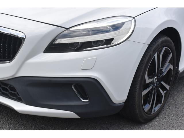 ボルボ V40クロスカントリー T5 AWD モメンタム 4WD 純正ナビ 純正