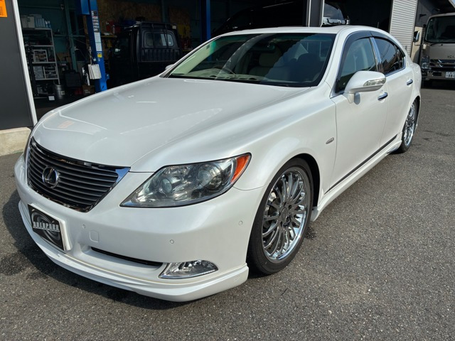LS 460 バージョンS 本革シートヒーター・クーラー サンルーフ フルエアロ