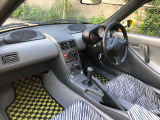 清潔感あふれる車内