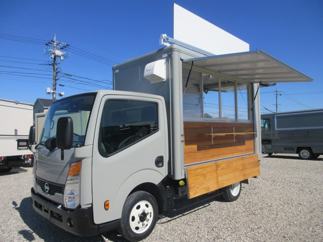 アトラス  キッチンカー 新規製作車両 新品厨房設備