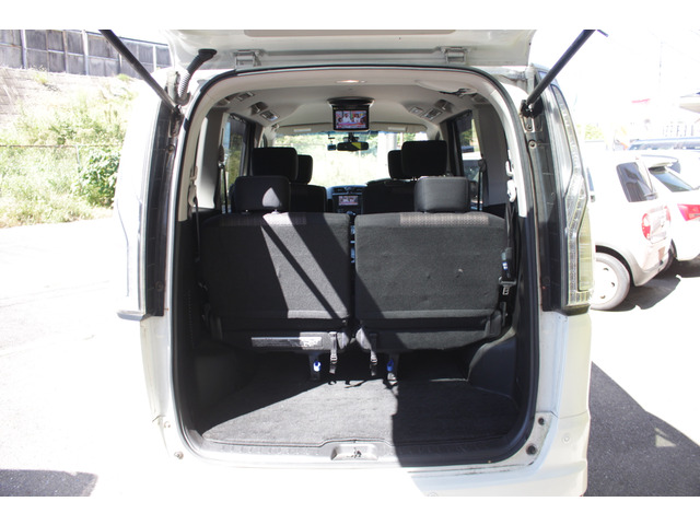 日産 セレナ 2.0 ハイウェイスター Vセレクション+Safety S-HYBRID