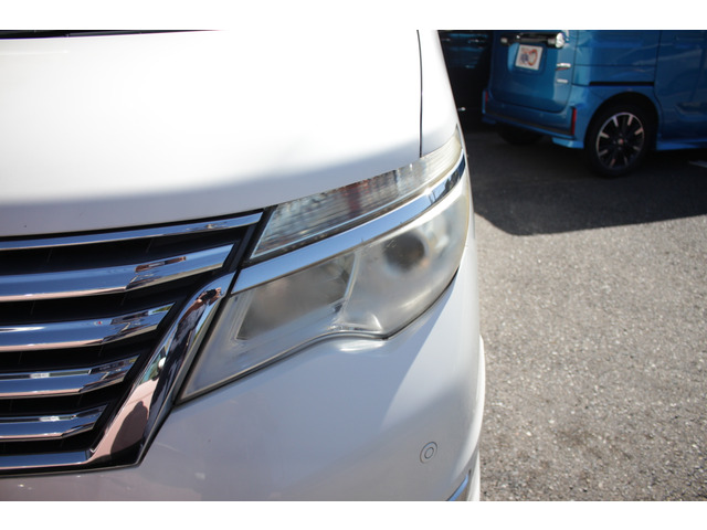 日産 セレナ 2.0 ハイウェイスター Vセレクション+Safety S-HYBRID