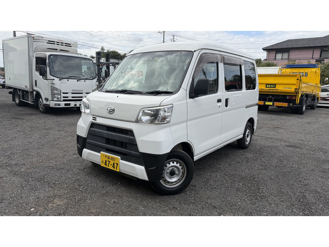 ハイゼットカーゴ デラックス SAIII ハイルーフ 8000 km 車検2年付きオートマ