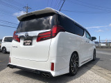 アルファード 2.5 S 後期型モデリスタエアロ マフラー車高調