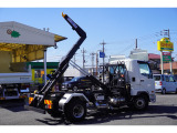 中古車に保証を付ける事は自信のある車両を仕入れ販売する事、 粗悪なエンジン・ミッションの車両を販売しない事、 整備点検をしっかりする事です。 当店とお客様の信用!