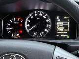 パーキングサポートブレーキやレーンディパーチャーアラートも!装備充実の車両です。