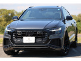 アウディ Q8 55 TFSI クワトロ Sライン 4WD