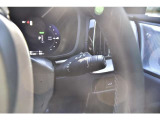 【気持ち良くご納車致します】仕上げ専門スタッフによる、専用ポリッシャーによるボディの磨き仕上げ、ホイール、タイヤハウス内側の清掃、内装の抗菌クリーニング、各部スイッチ、ハンドル、細部の清掃を行います。