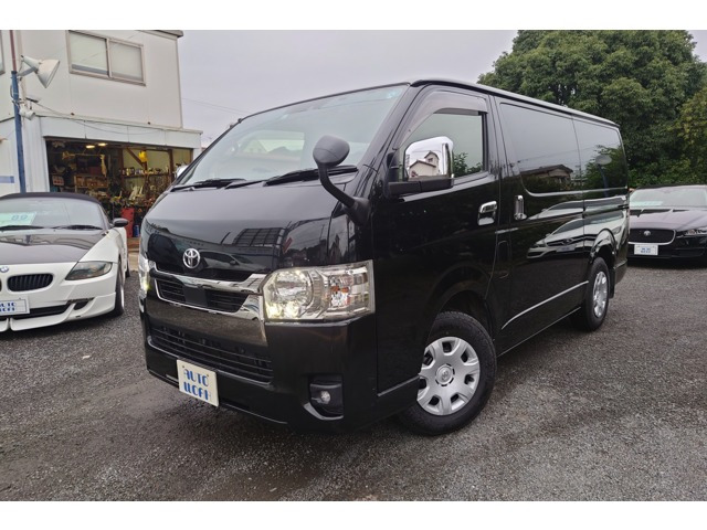 トヨタ ハイエースバン 