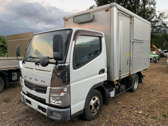 キャンター アルミバン パブコ製標準3000ボディ積載2tAT車