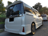 ヴォクシー 2.0 ZS 禁煙車 T V NAVI ETC