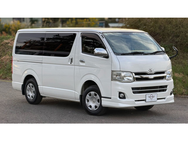 ハイエースバン 3.0 スーパーGL ロング ディーゼル 4WD ナビ/バックカメラ/ベット