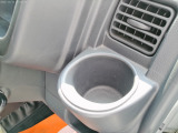 運転席側ドリンクホルダー☆取りやすい位置にあるので使い勝手がいいですよ!