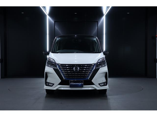 セレナ 1.2 e-POWER ハイウェイスターV 両側電動スライドドア/3列シート7人乗り