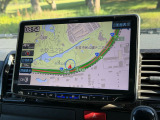 さあそして、この車の目玉。アルパイン11型ナビ!ハイエースといえばコレですよね。デカくてマジでカッコいい。何より見やすい!