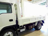 荷台内寸:305&times;159&times;32 新明和/DR2-0110SY 三方開