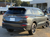 アウトランダーPHEV 2.0 M 4WD 純正ナビ フルセグ 全周囲カメラ