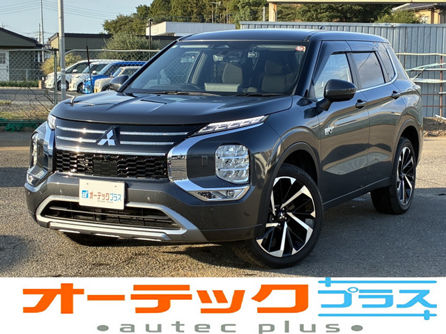 アウトランダーPHEV 2.0 M 4WD 純正ナビ フルセグ 全周囲カメラ