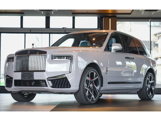 カリナン 6.75 V12 ブラックバッジ 4WD