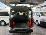 荷室
