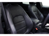 Eペイス S 2.0L D200 ディーゼル 4WD ブラックエクステリアパック/20AW/