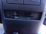 CD,DVDスロットル。