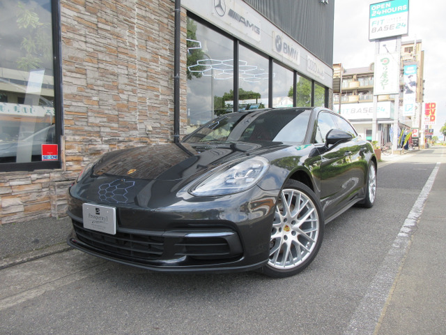 パナメーラスポーツツーリスモ 4 PDK 4WD D車 スポーツクロノPKG