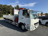 車両右側面:目立つ傷や凹凸無しの比較的状態の良い外装です。4段フックインクレーンはラジコン付です!☆全国配送承ります☆県外納車実績多数ございます!!お手頃価格での配送を心掛けております。ハイトレーディング