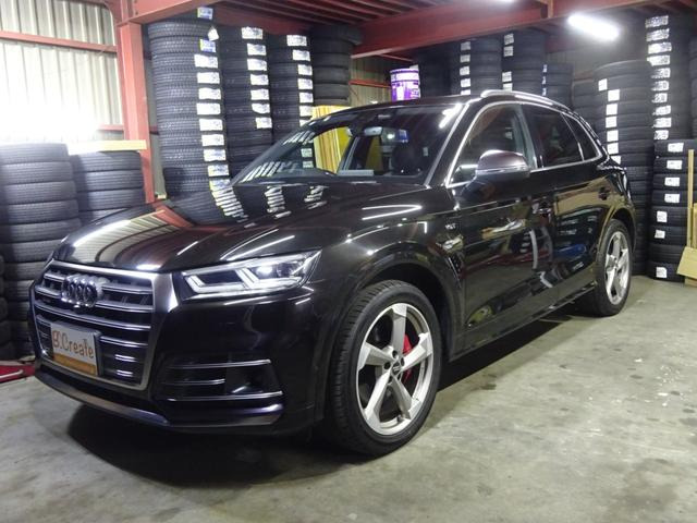 SQ5 3.0 4WD 革シート パノラマサンルーフ ナビTV