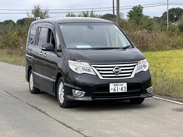 セレナ 2.0 ハイウェイスター S-HYBRID アドバンスドセーフティパッケージ ユーザー...