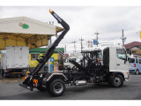 中古車に保証を付ける事は自信のある車両を仕入れ販売する事、 粗悪なエンジン・ミッションの車両を販売しない事、 整備点検をしっかりする事です。 当店とお客様の信用!