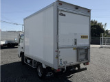 エルフ 3.0 フルフラットロー ディーゼル 4WD バン 4WD