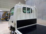 荷台内寸:312&times;162&times;38 三方開 床鉄板張り
