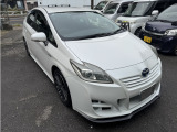 プリウス 1.8 S フルエアロ 車高調 4本出マフラー