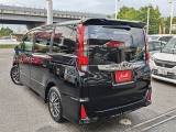 ノア 2.0 Si 禁煙車 両側電動スライドドア BIG-X