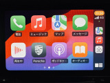 タッチパネルを採用したPCM(ポルシェコミュニケーションマネジメント)HDDナビはAppleCarplayやブルートゥースなどを搭載しております。また、CDやDVDもご使用いただけます。