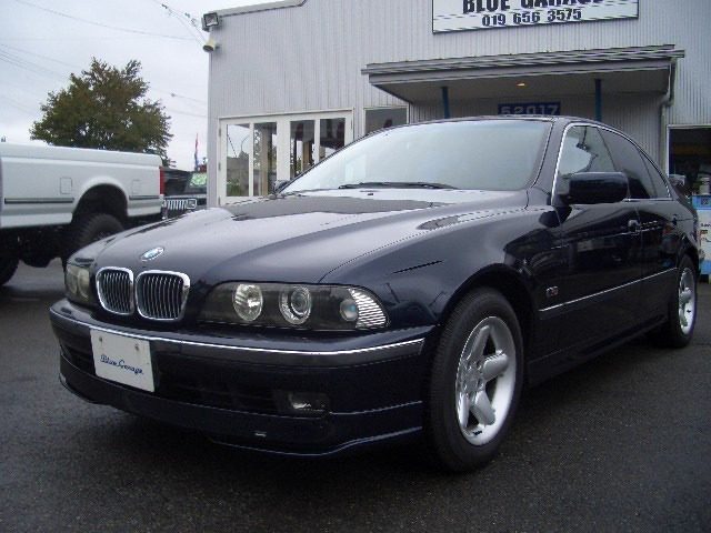 中古車 Bmw 525i の中古車詳細 74 000km ダークブルー 岩手県 66万円 中古車情報 中古車検索なら 車選びドットコム 車 選び Com