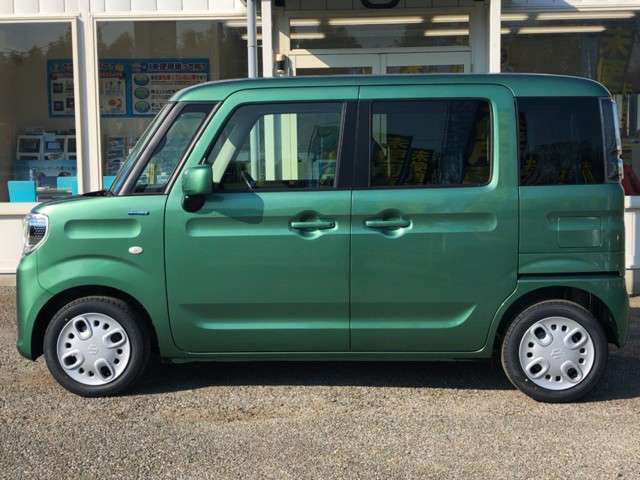 中古車 スズキ スペーシア ハイブリッド Hybrid G の中古車詳細 10km グリーン 千葉県 124 9万円 中古車情報 中古車 検索なら 車選びドットコム 車選び Com