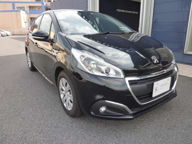 中古車 プジョー 8 スタイル の中古車詳細 25 000km ブラック 栃木県 148万円 中古車情報 中古車検索なら 車 選びドットコム 車選び Com