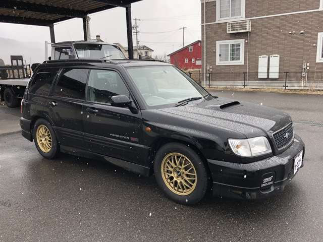 中古車 スバル フォレスター 2 0 S Tb Sti 4wd 101 000km ブラック 長野県 62万円 中古車情報 中古車 検索なら 車選びドットコム